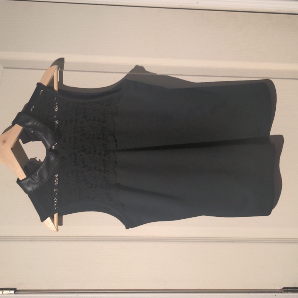 Smart Set - black high neck tank top